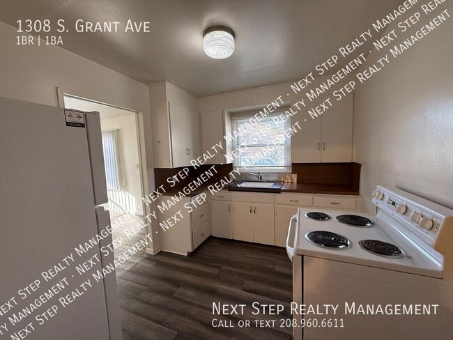Building Photo - 1308 S Grant Ave