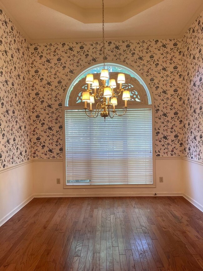 Building Photo - Single Family - Auburn