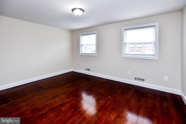 Building Photo - 4773 Elison Ave