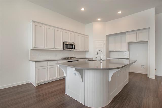 Building Photo - 2419 Doncaster Dr