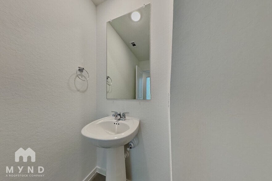 Building Photo - 6816 Marble Rdg