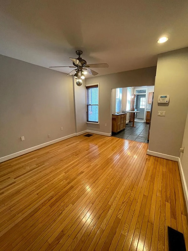Building Photo - 1112 S Conkling St