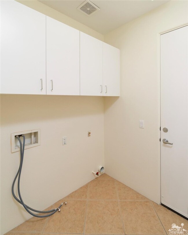 Building Photo - 78807 Breckenridge Dr