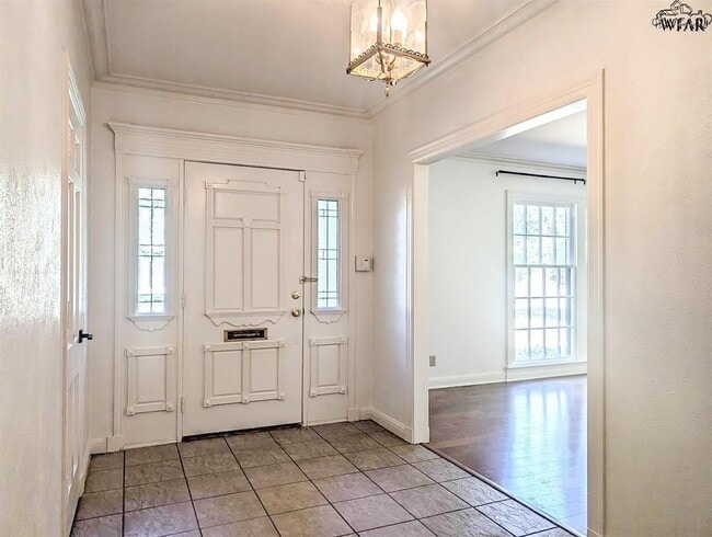 Building Photo - 2101 Berkeley Dr