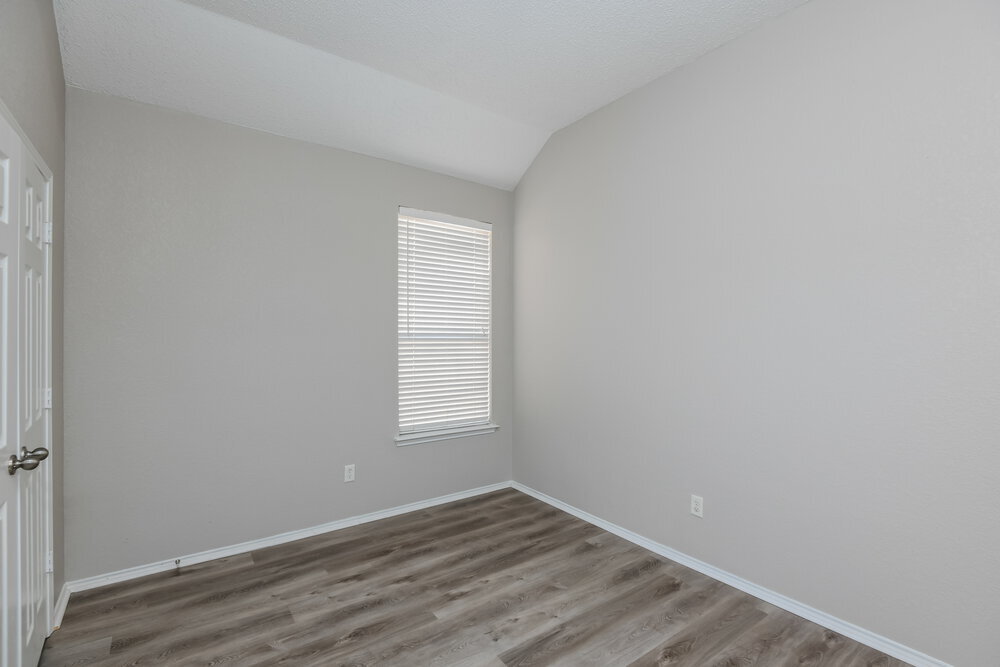 Building Photo - 6920 Field Lark Dr