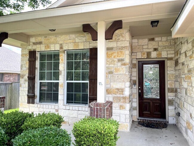Building Photo - 4235 Fairmeadow Dr