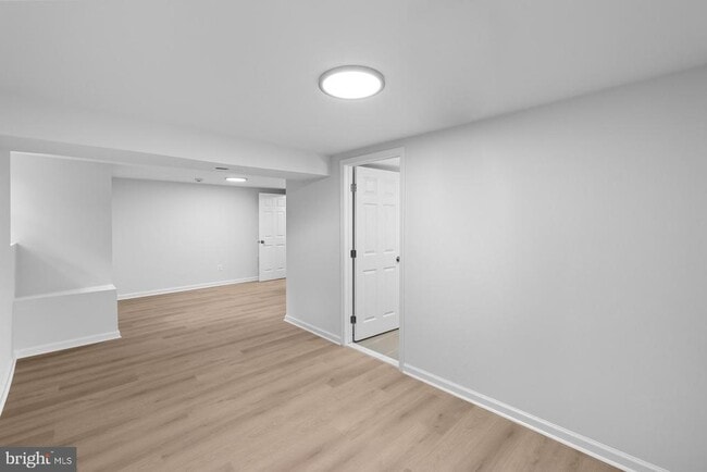 Building Photo - 210 Lastner Ln