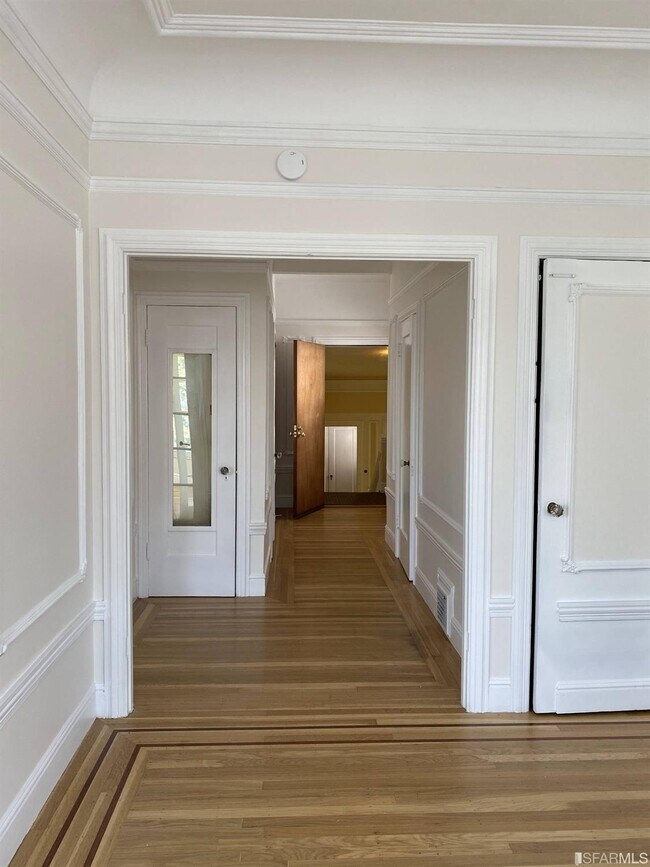 Building Photo - 614 Funston Ave