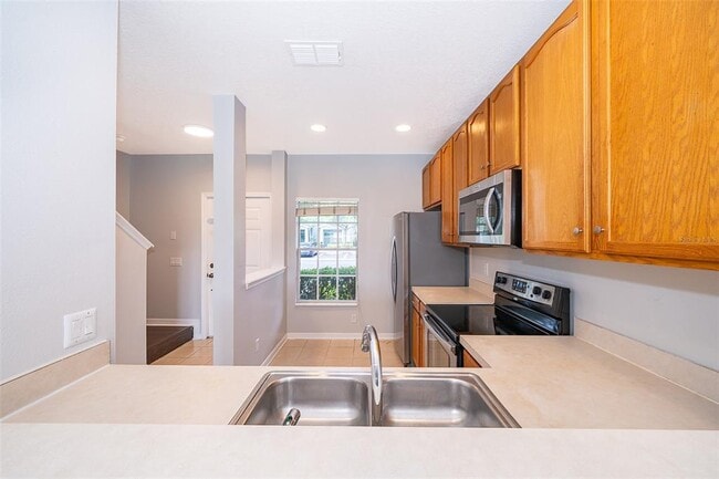 Building Photo - 3479 Wilshire Way Rd