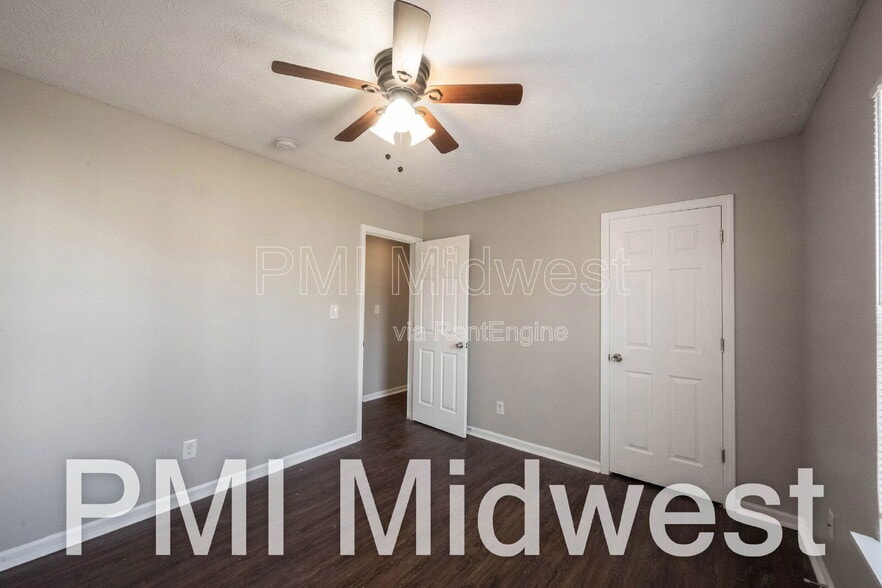 Building Photo - 1365 Mulberry St.