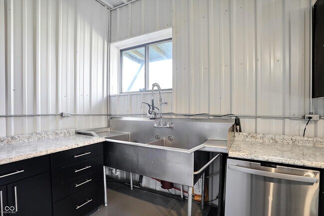 Building Photo - 940 W 1090 N