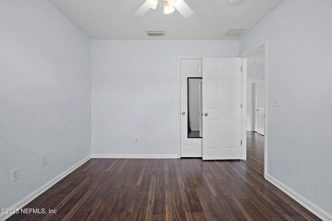Building Photo - 1701 Windover Pl
