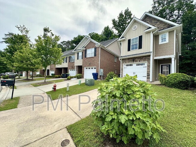 Building Photo - 121 Park Ridge Way