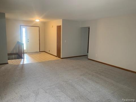 Building Photo - 90 Granada Dr