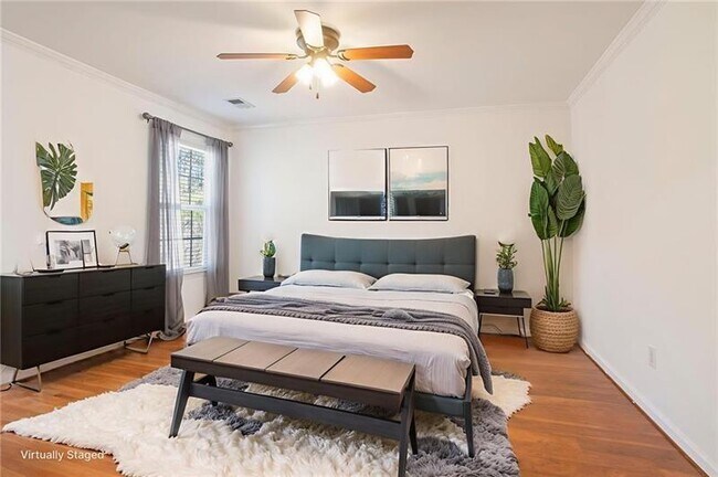 Building Photo - 133 Parkstone Way