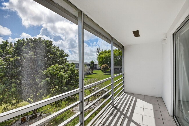 Building Photo - 344 Northampton Q