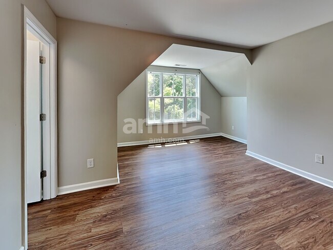 Building Photo - 2937 Britmass Dr