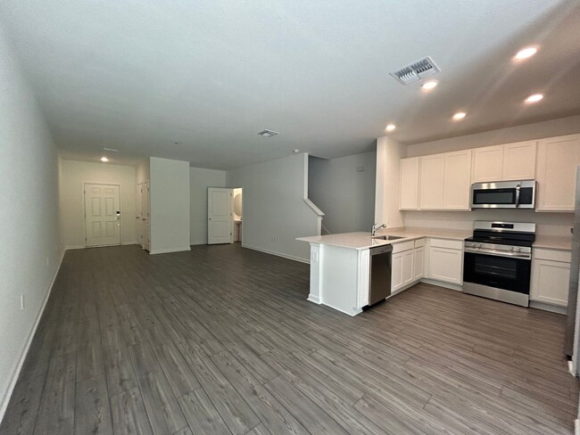Building Photo - Stunning New 3-Bedroom, 2-Bath Townhome wi...