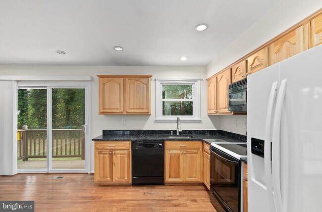 Building Photo - 7660 Turnbrook Dr
