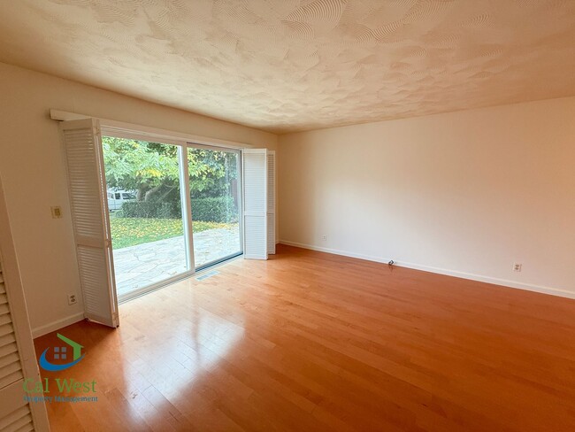 Building Photo - $4595 - Spacious 5 Bed/3 Bath Gilroy Home Located in Sunrise Park Neighborhood