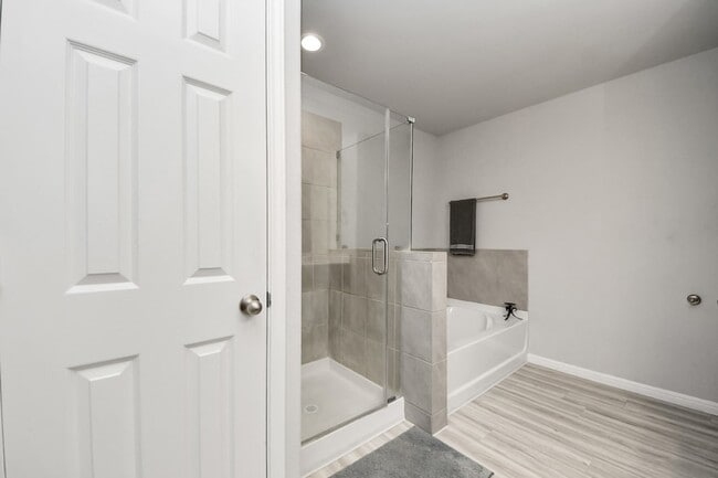 Building Photo - 13323 Colina Mdws Ln