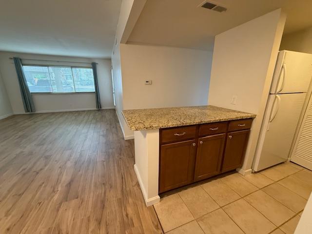 Building Photo - 7 Fairways Cir