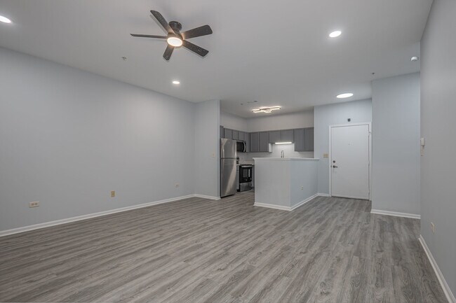 Building Photo - 801 N McLean Blvd