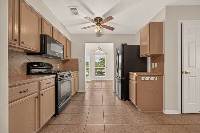 Building Photo - 16938 Tableland Trail
