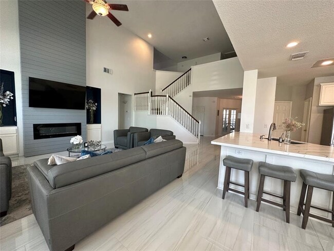 Building Photo - 16422 Red Crest Dr