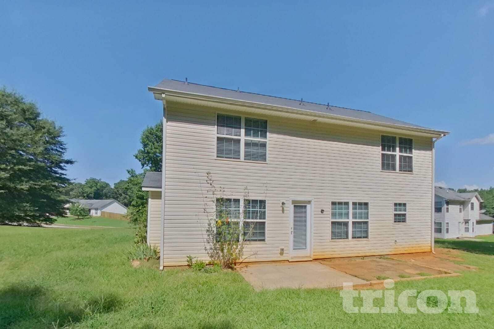 Building Photo - 130 Patterson Way