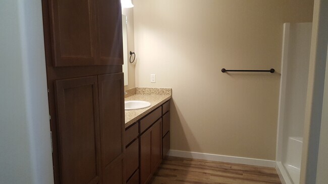 Building Photo - 1191 Longbow Ln
