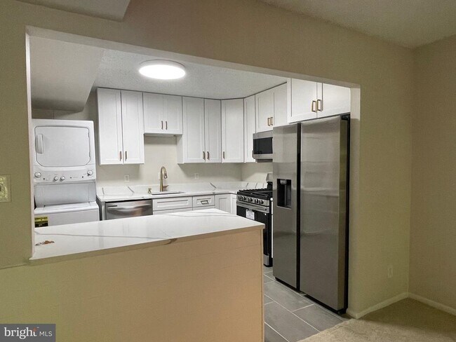 Building Photo - 11837 Shire Ct