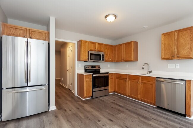 Building Photo - 929 Grass Hollow Ct