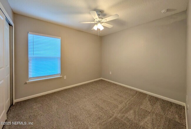 Building Photo - 60 Yellowfin Dr
