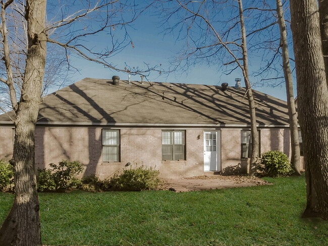 Building Photo - 6719 Canna Hill Dr