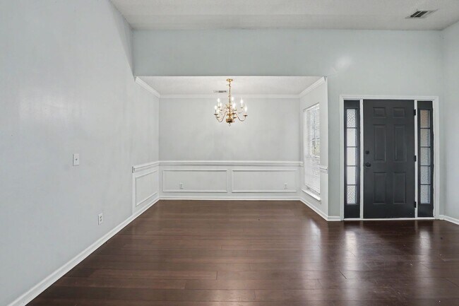 Building Photo - 152 Dovetail Crossing