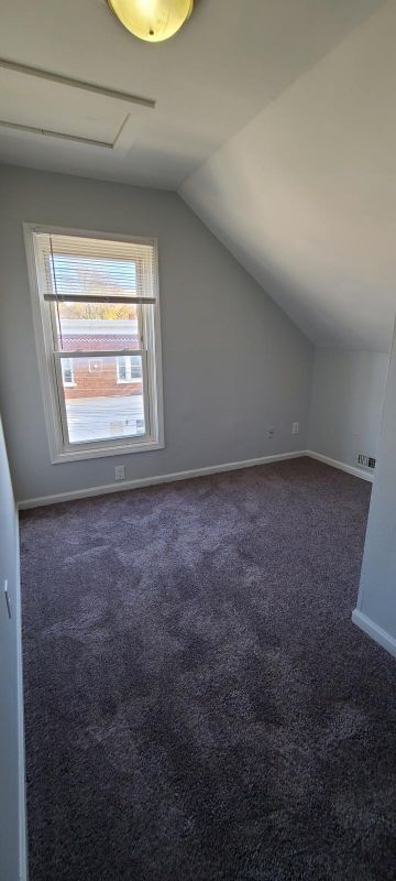 Building Photo - 5145 Hunter Ave