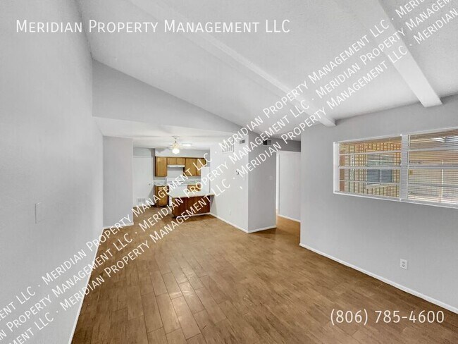 Building Photo - 1712 Elkhart-C