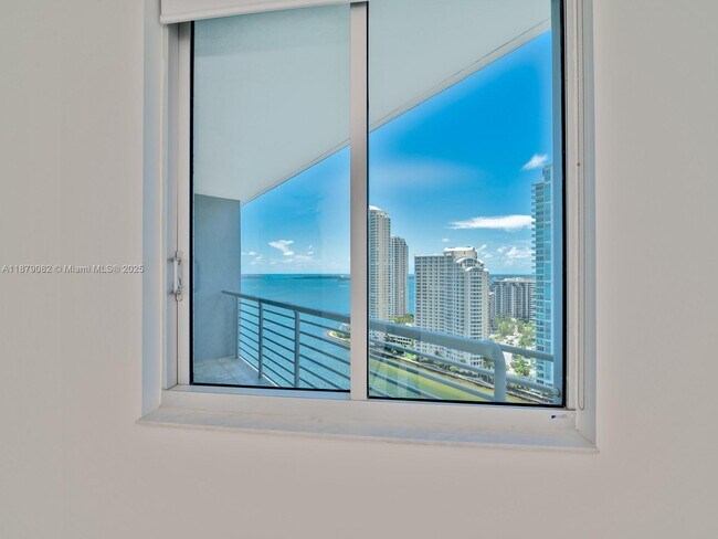Building Photo - 325 S Biscayne Blvd