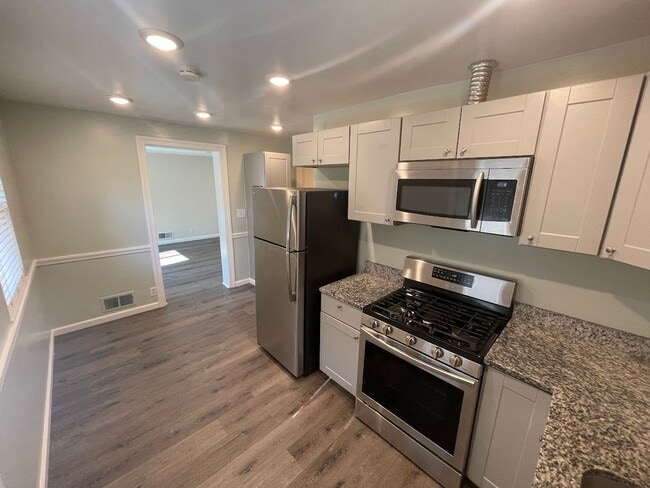 Building Photo - Newly Renovated 3 Bedroom in Silver Spring