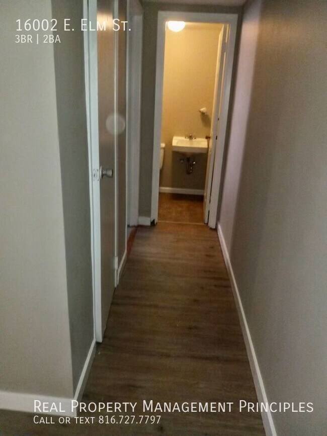 Building Photo - 16002 E Elm St