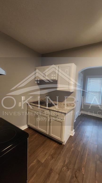 Building Photo - 1743 Radcliffe Rd