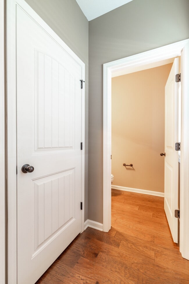 Building Photo - 2715 Honey Hill Rd