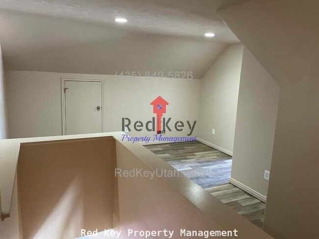 Building Photo - Durocher Dr. Single Family Home