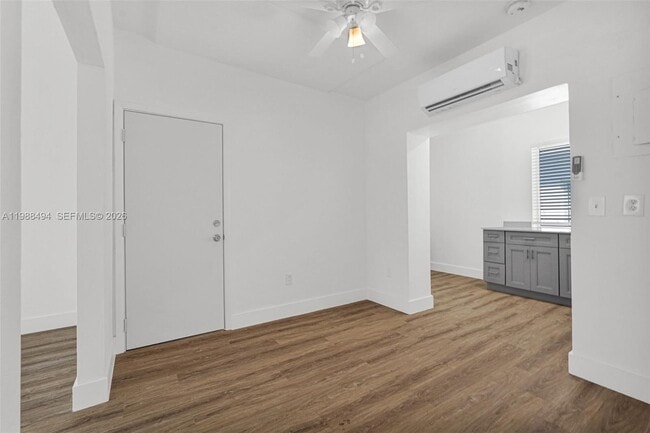 Building Photo - 319 80th St