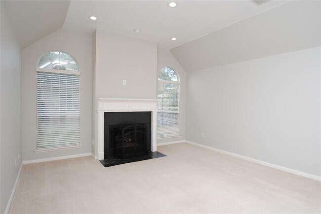 Building Photo - 20703 Spring Rose Dr