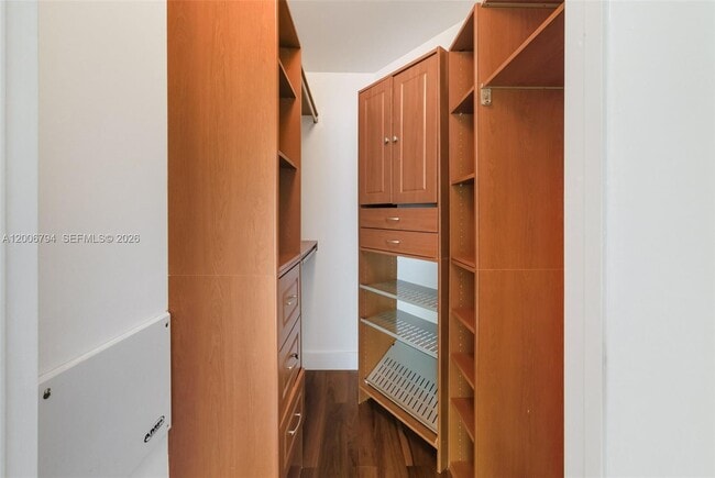 Building Photo - 1900 N Bayshore Dr