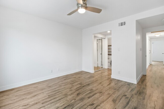 Building Photo - 135 N Barnwell St
