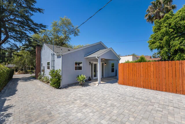 Building Photo - 2065 Casa Grande St