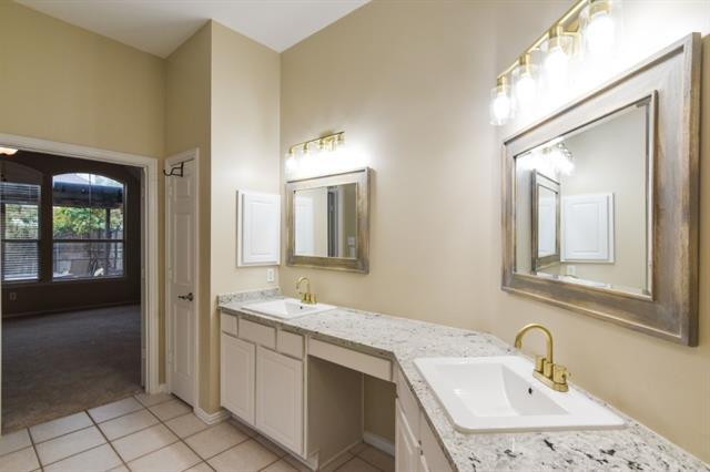 Building Photo - 2471 Loch Haven Ct